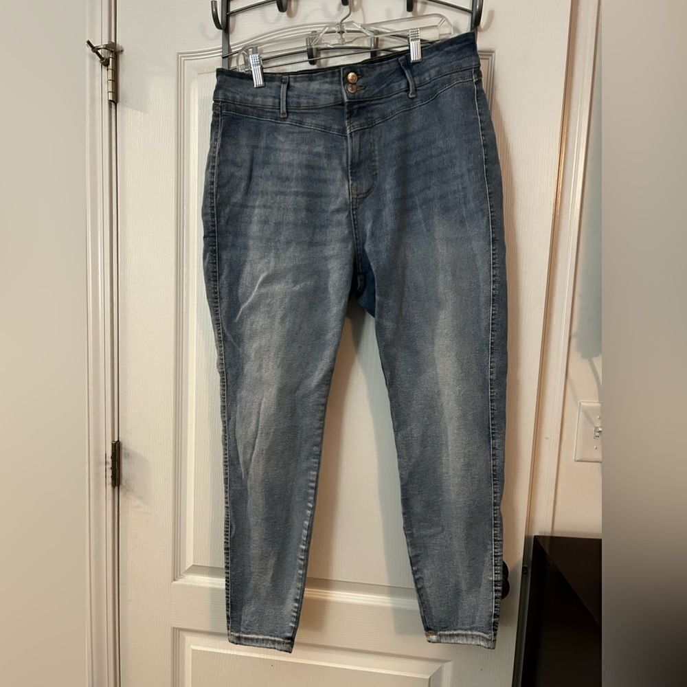 Forever 21 premium jeans light blue Wash mom size‎ 16